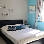 Ste Maxime 5 Etoiles Piscine Chauffée Et Jacuzzi *