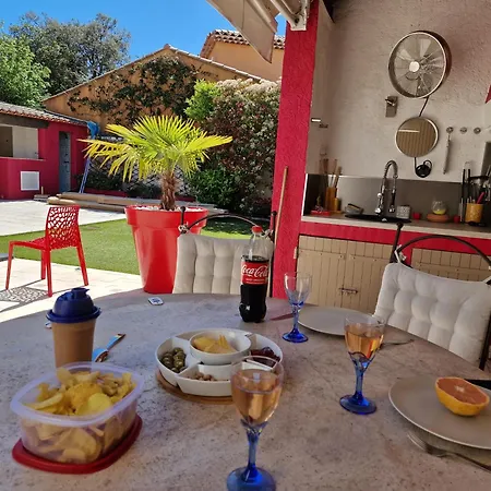 Ste Maxime 5 Etoiles Piscine Chauffee Et Jacuzzi Villa *