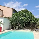 Villa Ste Maxime 5 Etoiles Piscine Chauffee Et Jacuzzi