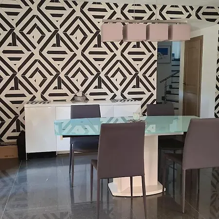 Villa Ste Maxime 5 Etoiles Piscine Chauffee Et Jacuzzi *