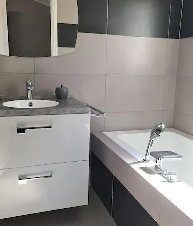 فيلة Ste Maxime 5 Etoiles Piscine Chauffee Et Jacuzzi سانت ماكسيم